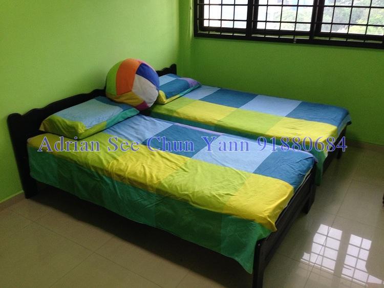 Blk 240 Jurong East Street 21 (Jurong East), HDB 5 Rooms #163959982